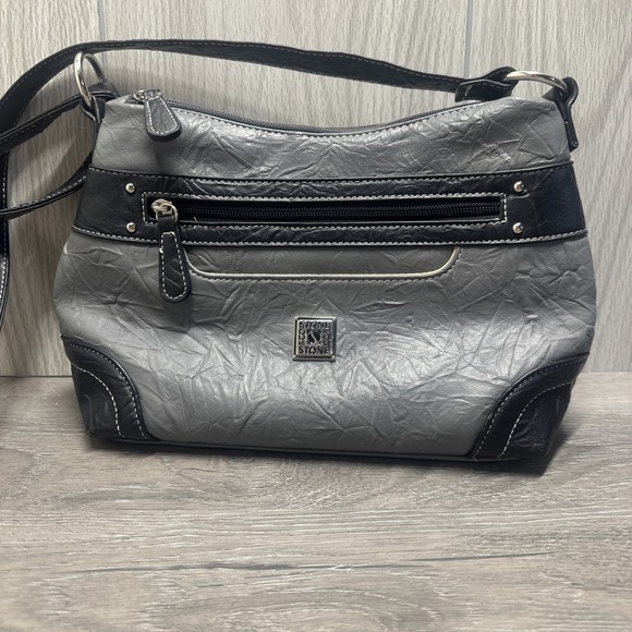 Stone & Co. Handbags - Stone & Co. Leather Black Shoulder Bag Purse Top Zip Front And Back Pockets